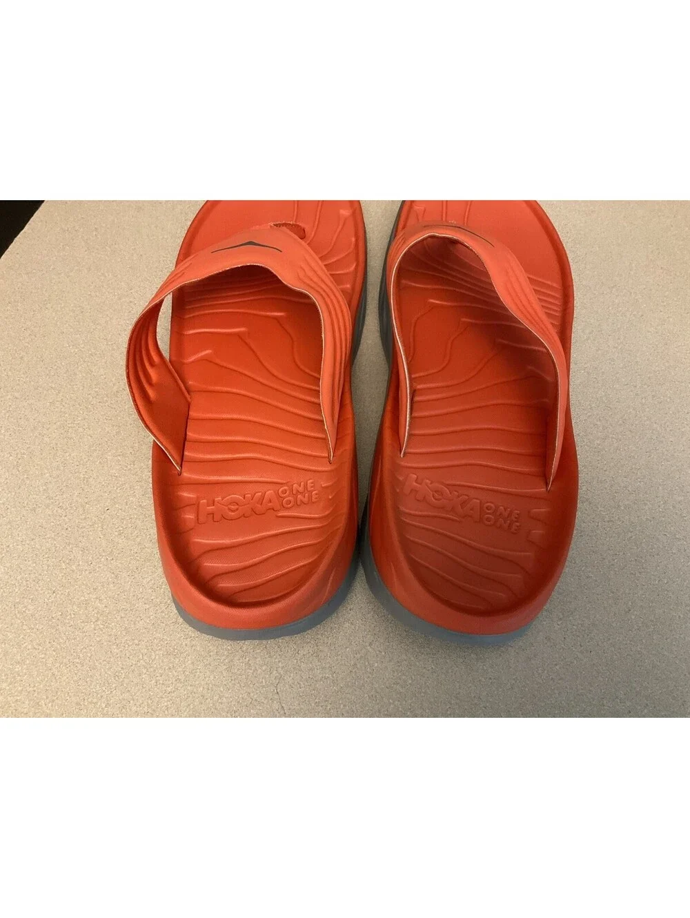 Mens Hoka One One Ora Bright Orange Recovery Thong Flip Flops/Sandals. Size 14.